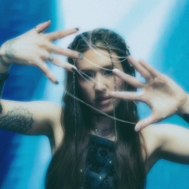 Sharlitz Web profile picture